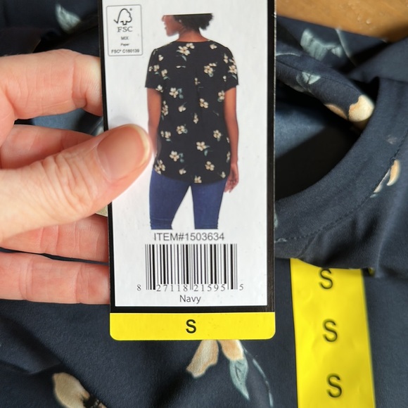 Hilary Radley Blouse - Picture 2 of 2